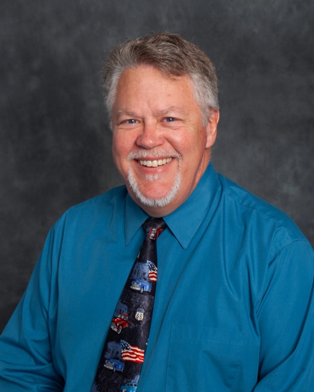 David Glass : Campus Director